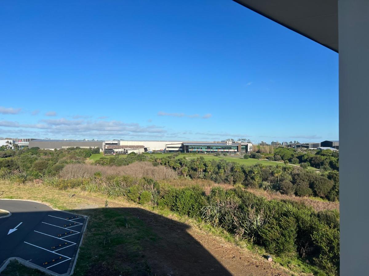 Manha Hotel Auckland Airport Екстериор снимка