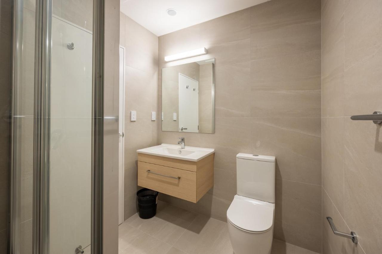 Manha Hotel Auckland Airport Екстериор снимка
